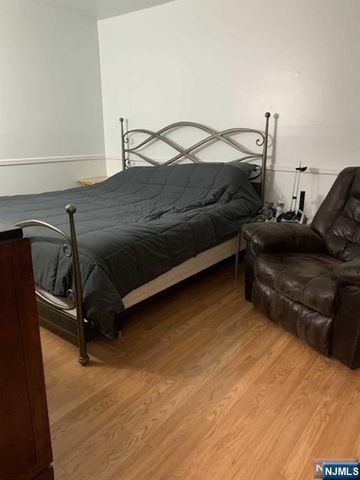 825 Riverside Avenue 201, Lyndhurst, NJ 07071