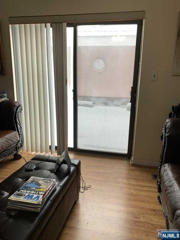 825 Riverside Avenue 201, Lyndhurst, NJ 07071