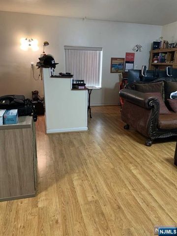 825 Riverside Avenue 201, Lyndhurst, NJ 07071