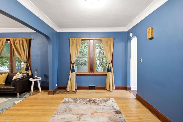 1017 Maryland Avenue E, Saint Paul, MN 55106