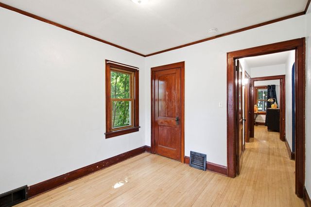 1017 Maryland Avenue E, Saint Paul, MN 55106