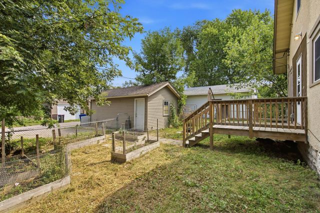 1017 Maryland Avenue E, Saint Paul, MN 55106