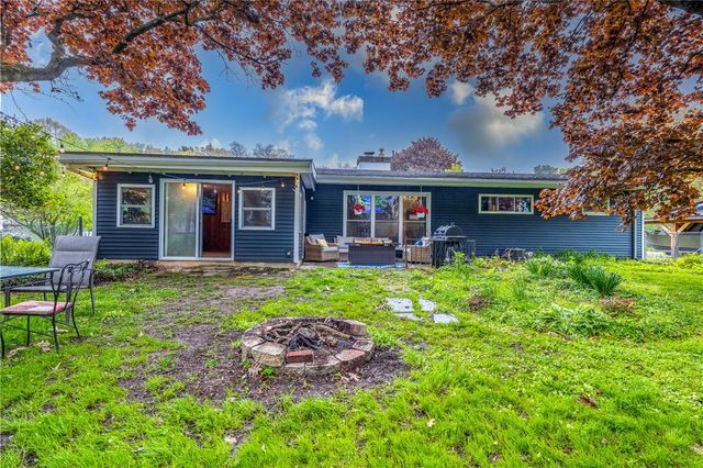 37 White Hill Drive, Penfield, NY 14625
