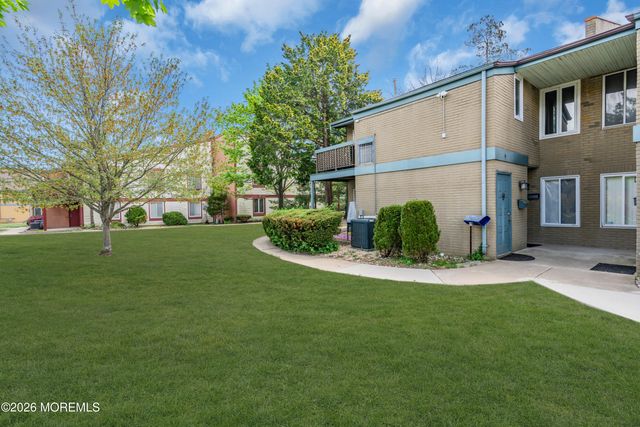 16 Northrup Drive 221, Brick, NJ 08724