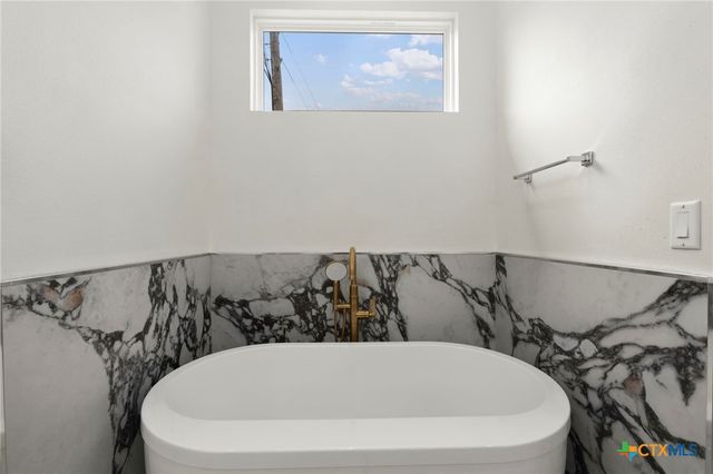 102 Magnolia Circle, Boerne, TX 78006
