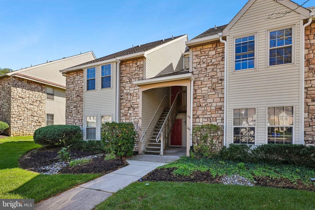 241 TAVISTOCK, CHERRY HILL, NJ 08034 — photo 2