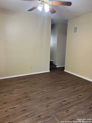 15715 Persimmon Hill, San Antonio, TX 78247