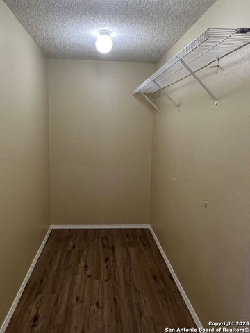 15715 Persimmon Hill, San Antonio, TX 78247