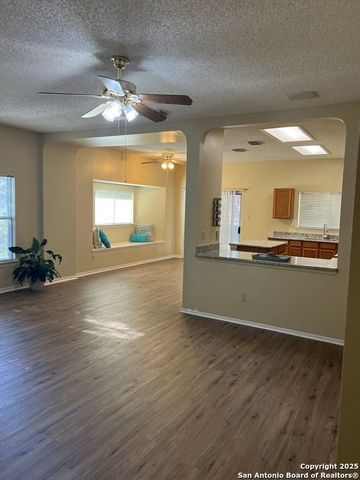 15715 Persimmon Hill, San Antonio, TX 78247