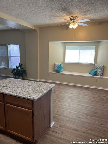 15715 Persimmon Hill, San Antonio, TX 78247