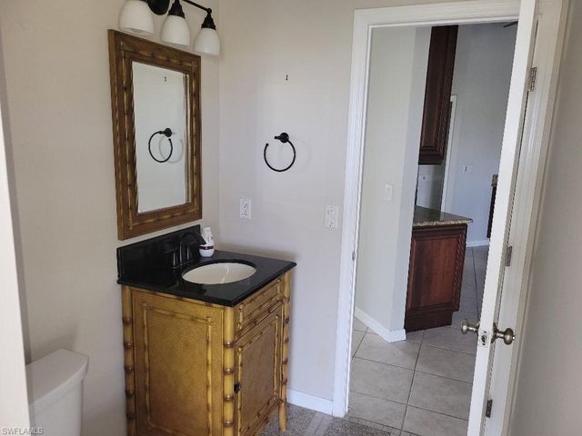 11802 Royal Tee CT, Cape Coral, FL 33991