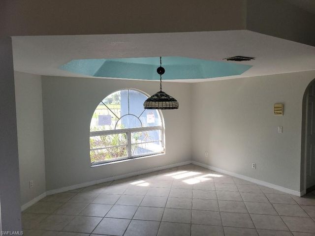 11802 Royal Tee CT, Cape Coral, FL 33991