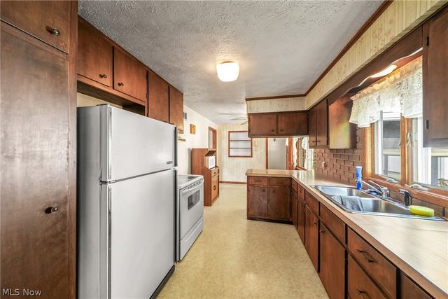 603 East Avenue, Tallmadge, OH 44278