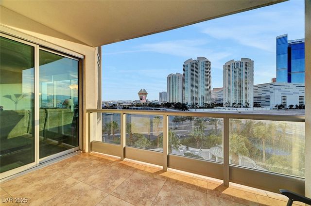 222 Karen Avenue 601, Las Vegas, NV 89109