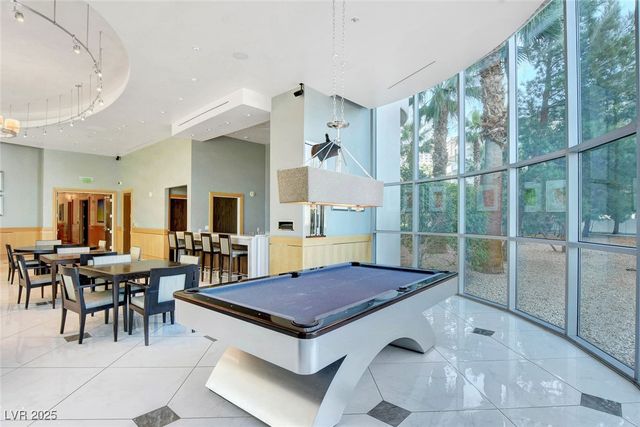 222 Karen Avenue 601, Las Vegas, NV 89109