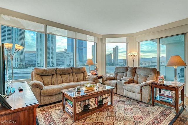 222 Karen Avenue 601, Las Vegas, NV 89109