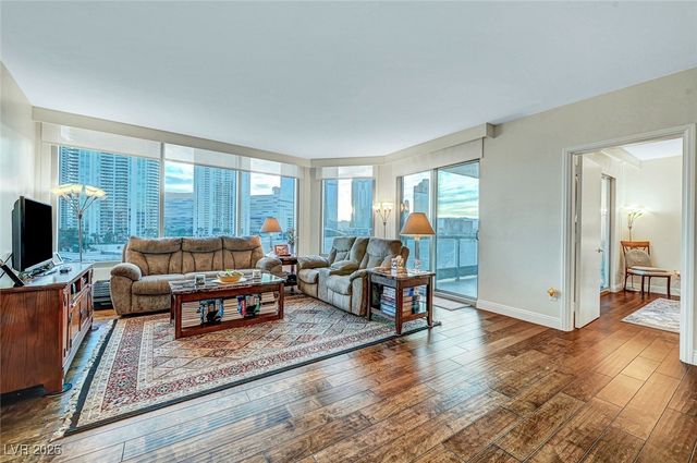 222 Karen Avenue 601, Las Vegas, NV 89109