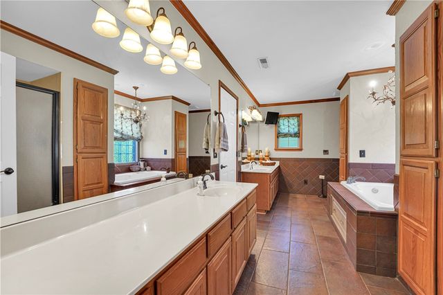 19859 Neills Bluff Road, Springdale, AR 72764