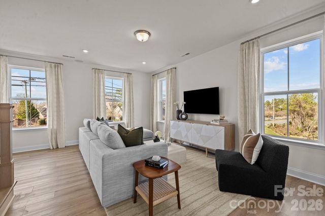 3029 Rozzelles Ferry Road, Charlotte, NC 28208