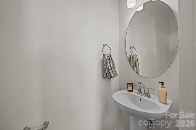 3029 Rozzelles Ferry Road, Charlotte, NC 28208