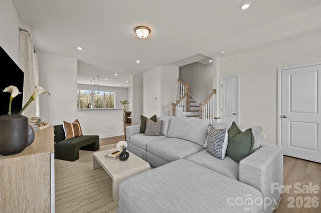 3029 Rozzelles Ferry Road, Charlotte, NC 28208