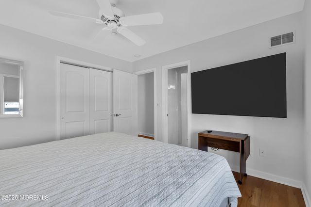913 N Ocean Avenue N, Seaside Park, NJ 08752