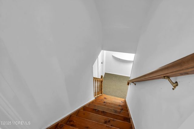 913 N Ocean Avenue N, Seaside Park, NJ 08752