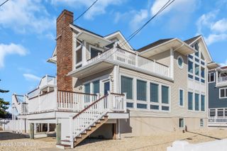 913 N Ocean Avenue N, Seaside Park, NJ 08752