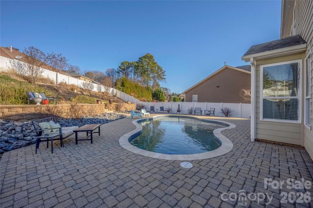 10011 Blackstone Drive, Huntersville, NC 28078