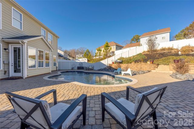 10011 Blackstone Drive, Huntersville, NC 28078