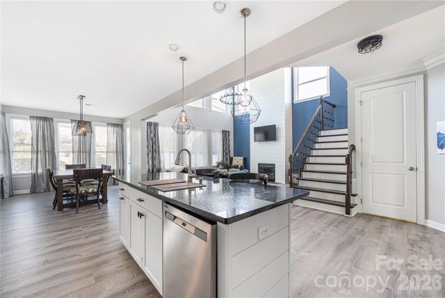 10011 Blackstone Drive, Huntersville, NC 28078