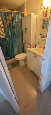 4801 NW 7 Street 209-16, Miami, FL 33126