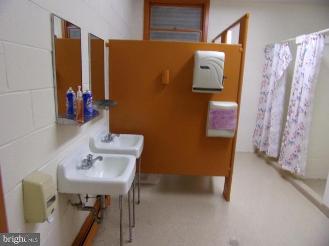 1300 GREENWOOD, Trenton, NJ 08609