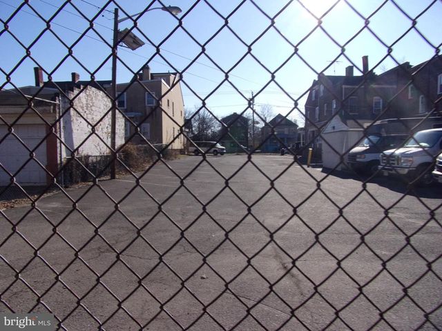 1300 GREENWOOD, Trenton, NJ 08609