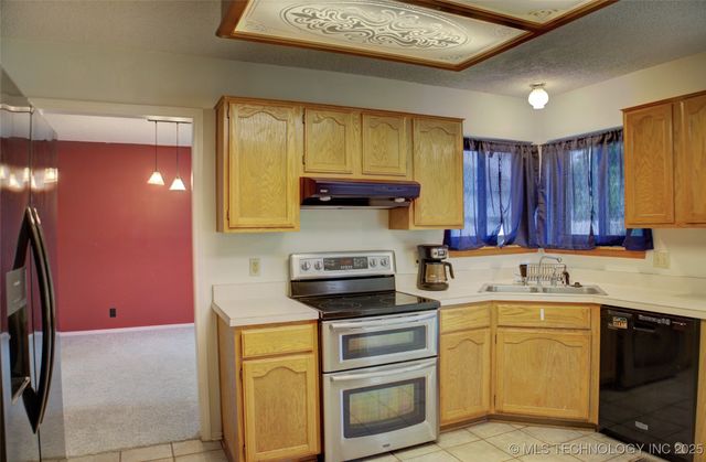 13109 E 79th Court N, Owasso, OK 74055