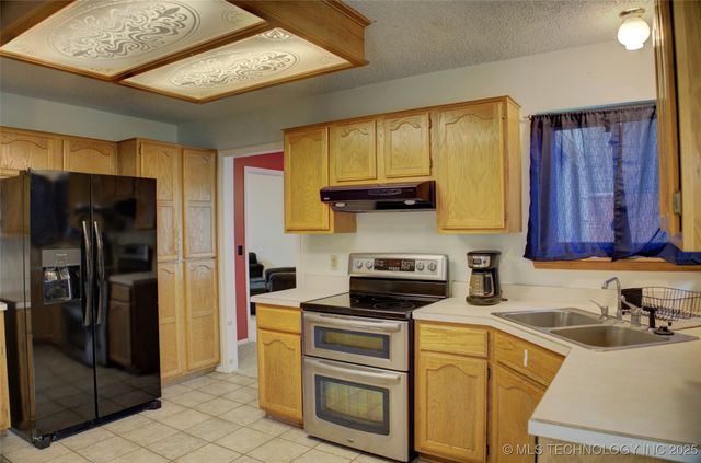 13109 E 79th Court N, Owasso, OK 74055