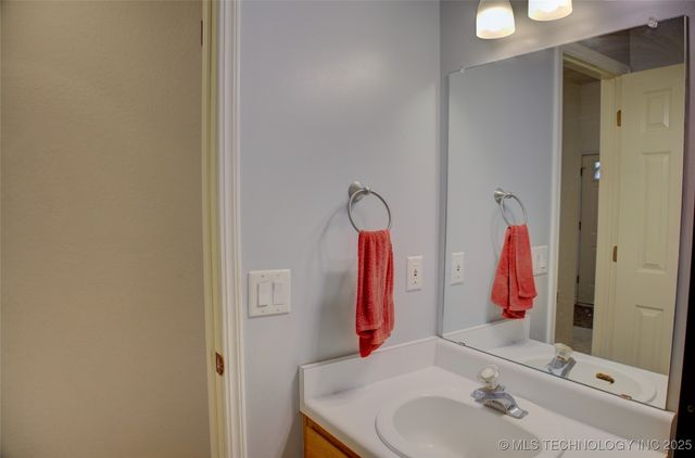 13109 E 79th Court N, Owasso, OK 74055