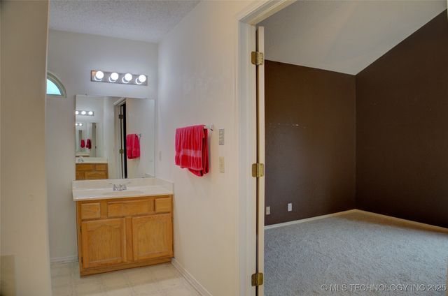 13109 E 79th Court N, Owasso, OK 74055