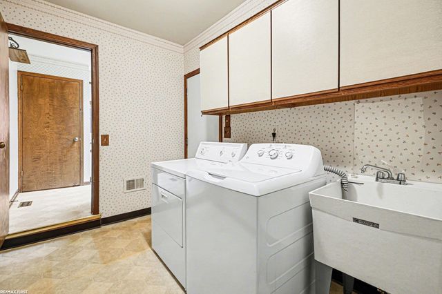 14713 Bristol Court, Shelby Twp, MI 48315