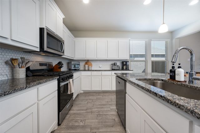 4024 Harvey Lane, Krum, TX 76249