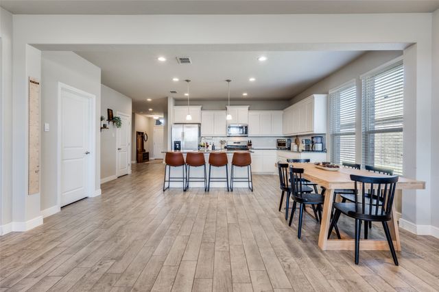 4024 Harvey Lane, Krum, TX 76249