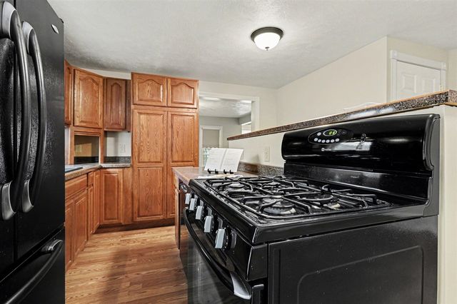 614 W South Street, Greenville, MI 48838