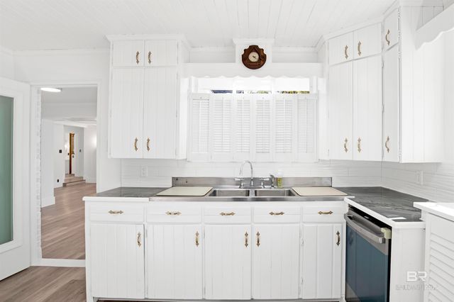 3321 FAIRFIELD Road, Mobile, AL 36605