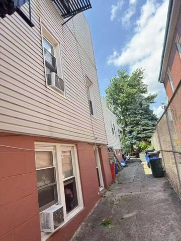 6511 Perry Avenue, Maspeth, NY 11378