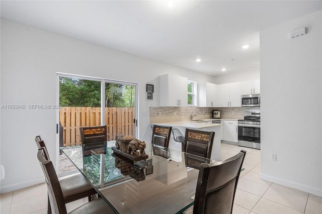 2781 NW 55th Way, Lauderhill, FL 33313