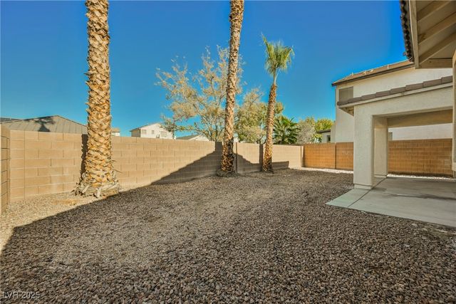 1020 Oceanwood Avenue, North Las Vegas, NV 89086