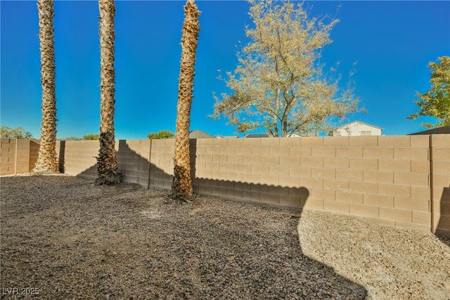 1020 Oceanwood Avenue, North Las Vegas, NV 89086