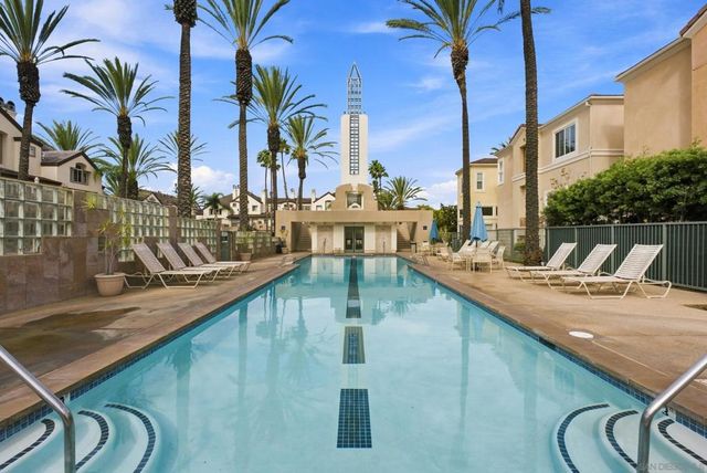 12684 Carmel Country Rd 4, San Diego, CA 92130
