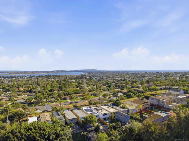 2354 Chalcedony, San Diego, CA 92109