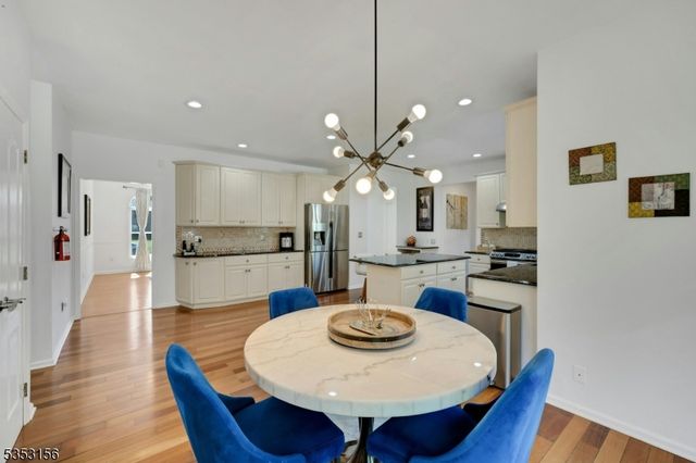 25 Mary Dr, Montville Twp., NJ 07082